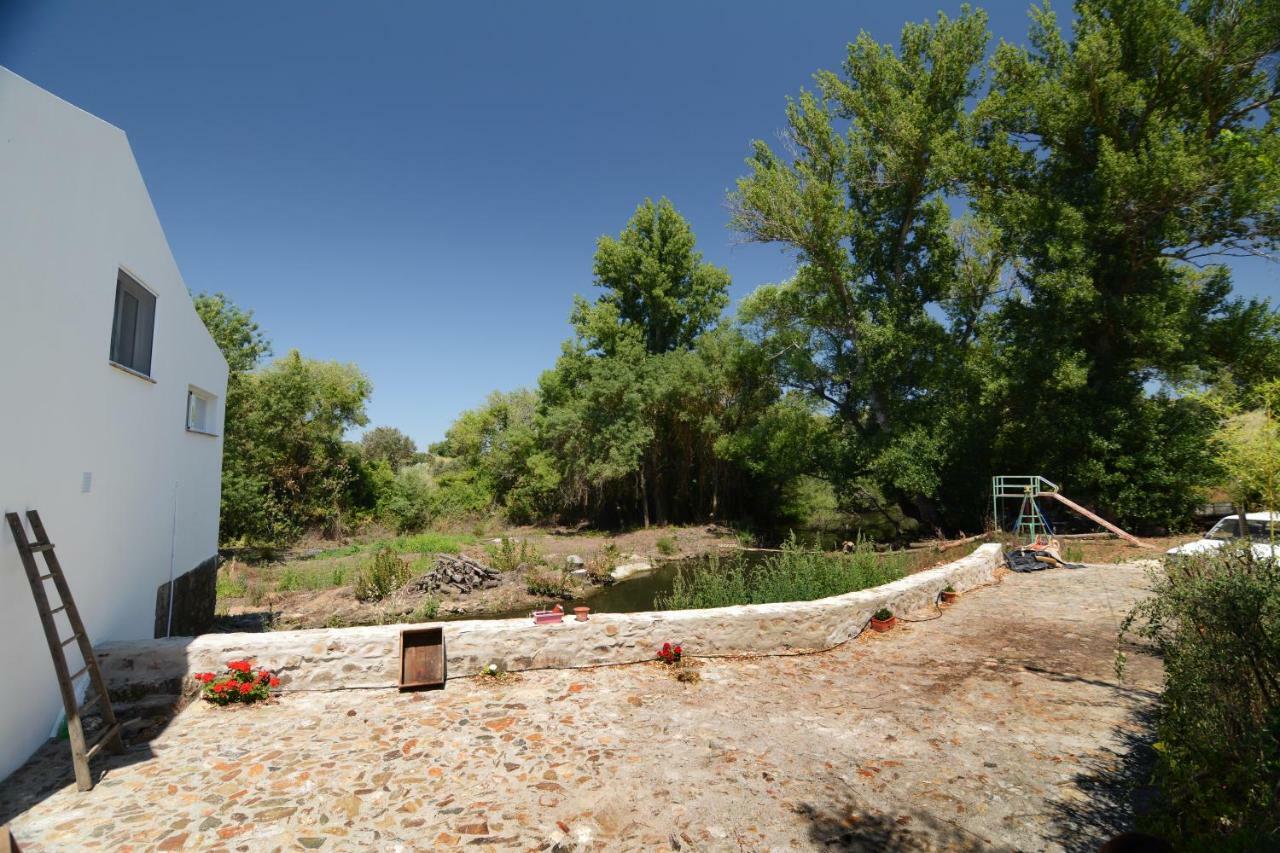 Moinho Da Capela Villa คัมโป มายอร์ ภายนอก รูปภาพ